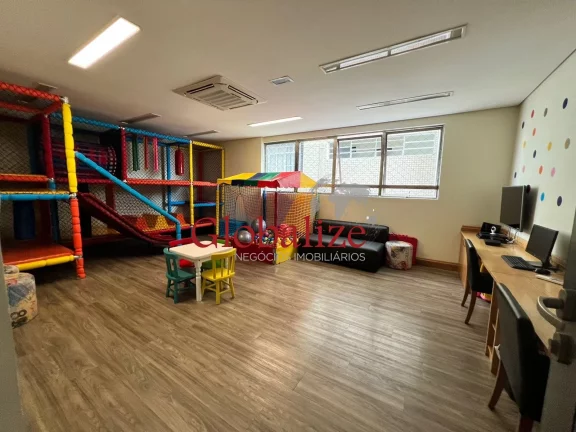 Imagem Apartamento 4 dormitórios, área de lazer completa, no bairro da Ponta da Praia em Santos