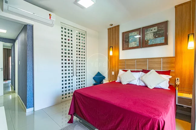 Imagem CASA com PORTEIRA FECHADA e 275m² na TAQUARA - Pronta para sua mudança!