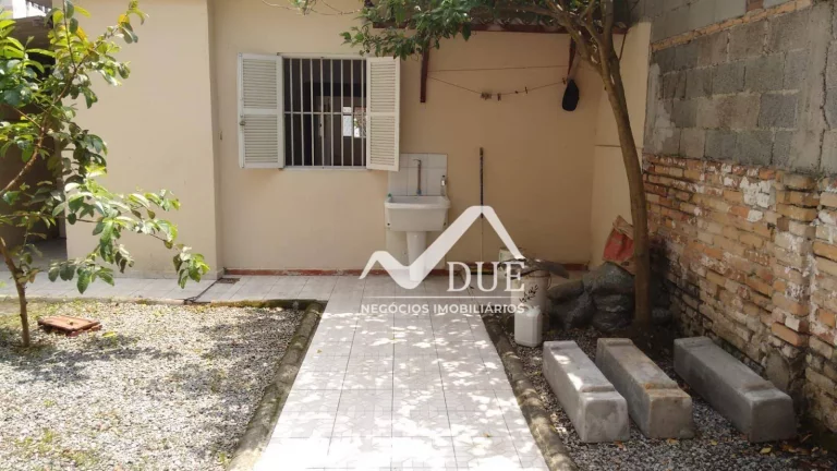 Imagem Casa com 2 dormitórios à venda, 257 m² por R$ 1.100.000,00 - Vila Matias - Santos/SP