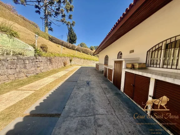 Imagem Bela Casa Mobiliada para Locação Anual