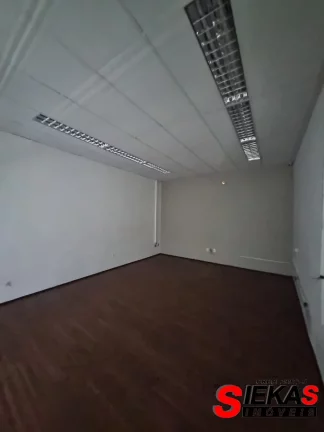 Imagem Galpão comercial de alto padrão em Vila Gomes Cardim, São Paulo-SP: 4 salas, 10 banheiros, 6 vagas de garagem, 6.100m² de área