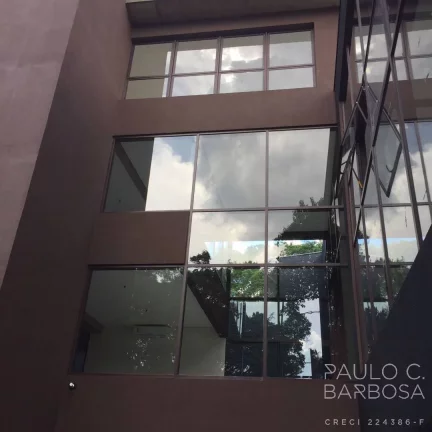 Imagem Excepcional imóvel - Acabamento de 1ª - 889 m² - 10 vagas -
