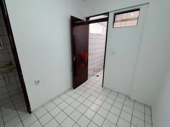 Imagem Apartamento de 3 Quartos para Aluguel no Aeroclube – pertinho do Shopping Manaíra!