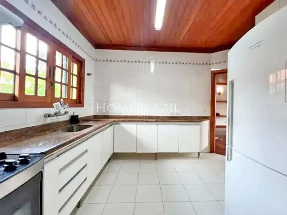 Imagem Sobrado à venda em Campos do Jordão – SP | 3 suítes na Vila Nova Suíça