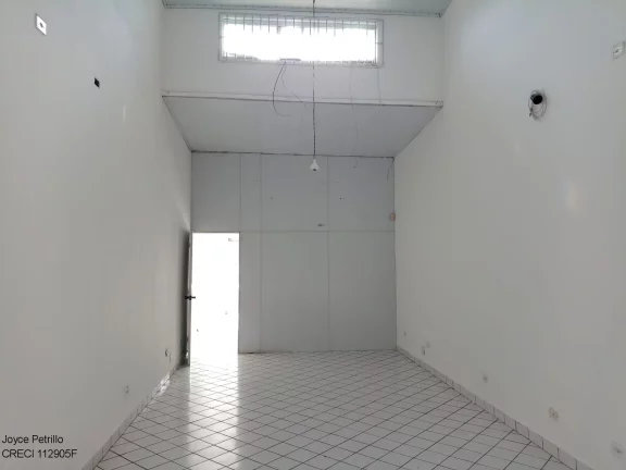Imagem Seja o próximo a garantir o seu espaço comercial dos sonhos no Centro de Peruíbe!