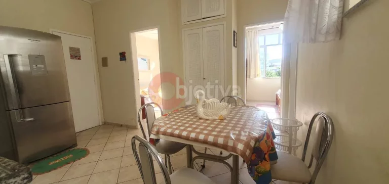 Imagem Apartamento linear, 2 quartos, 62m² , a 300m da Praia do Forte - Cabo Frio