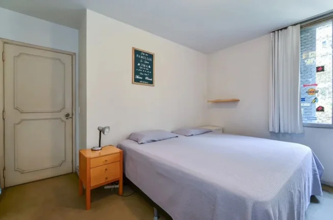 Imagem Apartamento 129M², 3Q, 2 Banheiros, 1 Vaga, Academia, Salão de Festas, Playground, Portaria 24 Horas.
