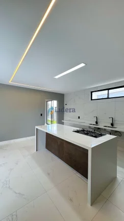 Imagem Casa Alto Padrão no condominio Alphaville - 3 Suites - 324m² -Bayeux-PB.