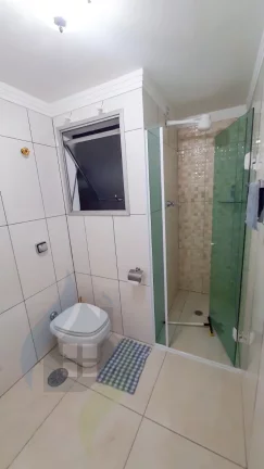 Imagem Apartamento de 2 dormitórios, 1 banheiro, 1 vaga, com 70m² em Centro, São Bernardo do Campo