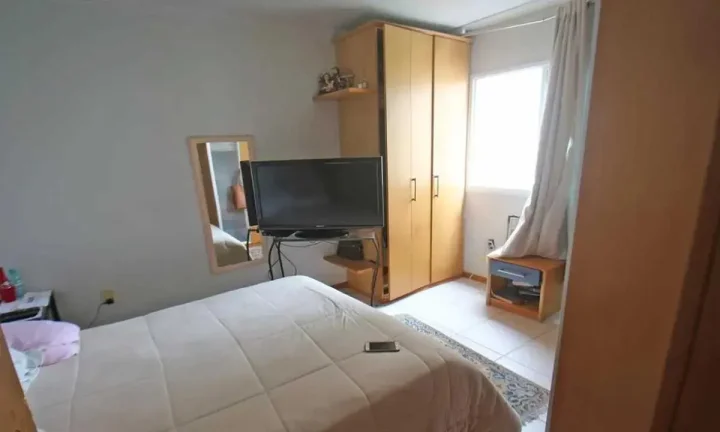Imagem Apartamento quadra mar com 3 dormitórios sendo 1 suíte e 1 vaga de garagem em Balneário Camboriú/SC