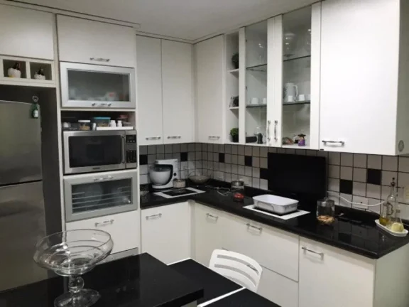 Imagem Sobrado para Venda por R$850.000,00 com 350m², 4 dormitórios, 4 suites e 4 vagas - Vila curuça, São paulo / SP - Cód. BDI28866