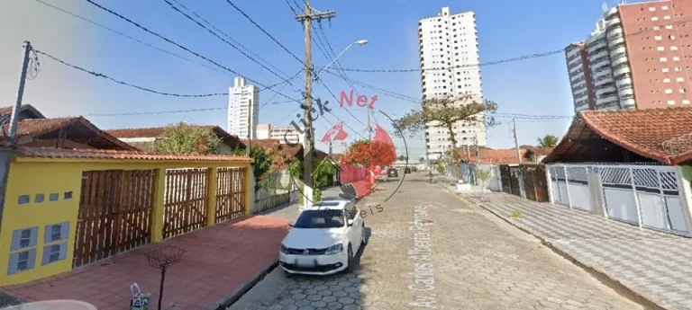 Imagem Casa em Condomínio ,estudo troca por são bernardo 2 dormitórios, wc,cozinha grande, quintal, entrada individual e 1 vaga. Maracanã, Praia Grande