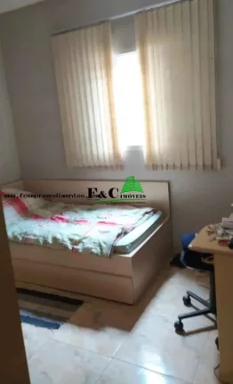 Imagem Casa para Venda em Limeira, Parque Pompeu, 2 dormitórios, 1 banheiro, 2 vagas