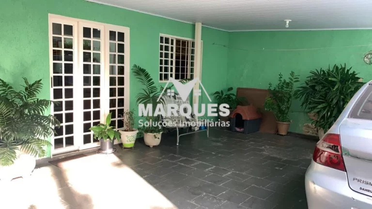 Imagem Casa 3 dorms, c/ 1 salão Comercial 35m2 na frente