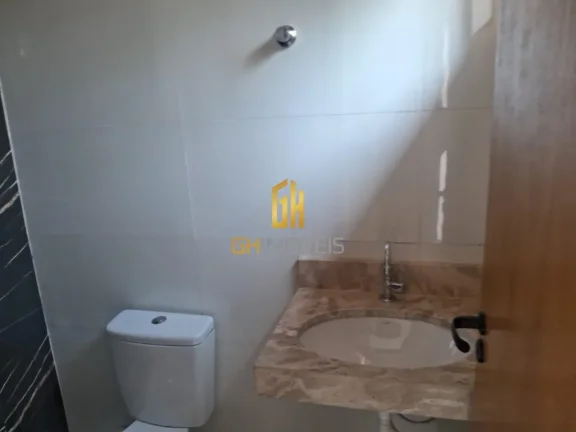 Imagem Casa com 3 quartos no Solar Central Park, em terreno com 180m² com 106m² de área construída poss...