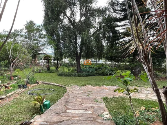Imagem Casa com 3 dormitórios à venda, 194 m² por R$ 1.800.000,00 - Orla da Lagoa - Lagoa Santa/MG