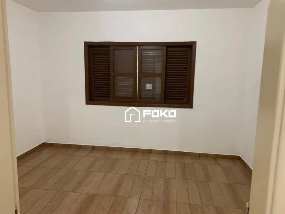 Imagem Sobrado com 3 dormitórios, 241 m² - venda por R$ 742.000,00 ou aluguel por R$ 3.300,00/mês - Vila Leonor - Guarulhos/SP