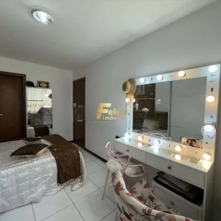 Imagem Desfrute da vida à beira-mar neste encantador apartamento de 02 quartos, localizado na esquina do oceano.