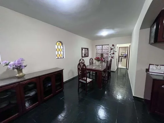 Imagem 2 casa á venda em Barbacena com 3 dormitório e 2 suítes no Santa Cecília