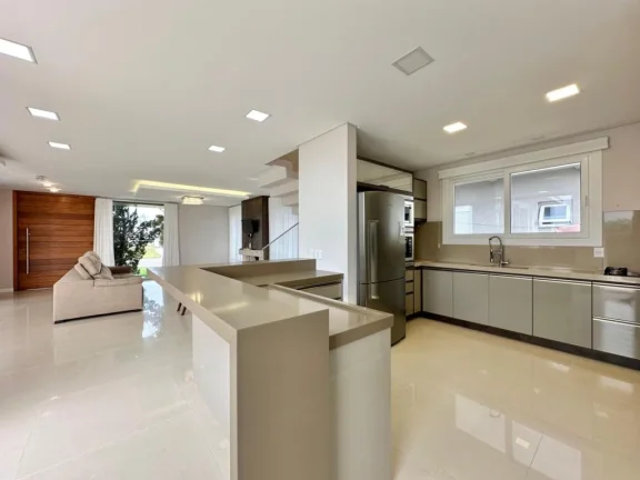 Imagem Casa em Condominio 4 Dormitórios - Bairro Zona Nova
