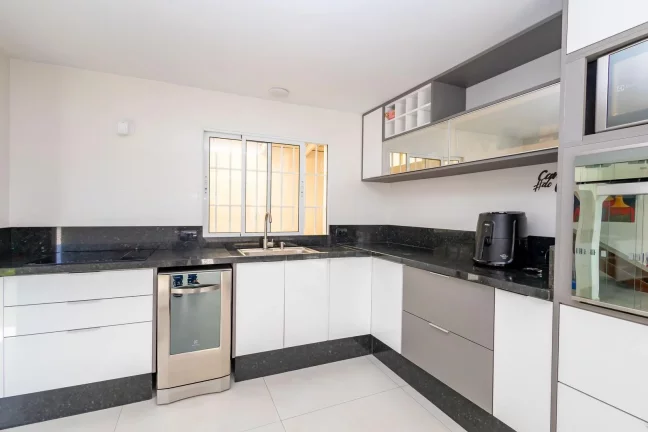 Imagem Casa com 02 Suítes, no Santo Inácio