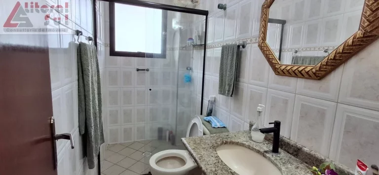 Imagem Apartamento à venda em Praia Grande-SP, bairro Tupi: 2 quartos, 1 suíte, 1 sala, 2 banheiros, 1 vaga, 88m².