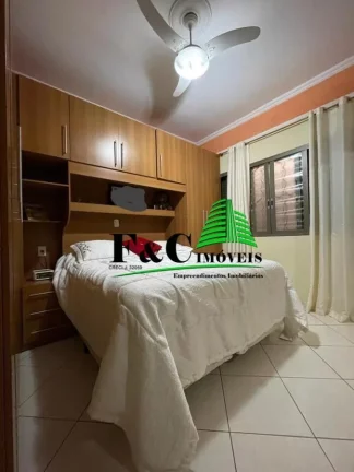 Imagem Casa para Venda em Limeira, Jardim Hortência, 3 dormitórios, 1 suíte, 1 banheiro, 2 vagas