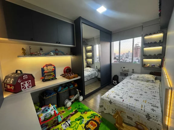 Imagem Apartamento mobiliado com 3 dormitórios sendo 1 suíte e 2 vagas no Bairro São João em Itajaí