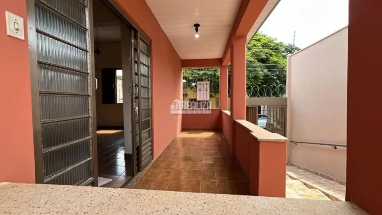 Imagem Casa à venda com 5 dormitórios no bairro Estados Unidos, Uberaba