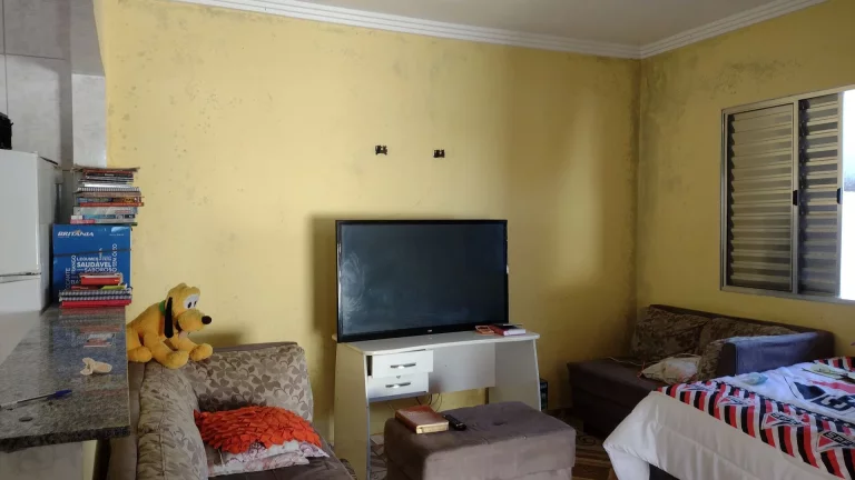 Imagem CASA TERREA DE ESQUINA NO PARQUE ERASMO OU RENDA EXTRA