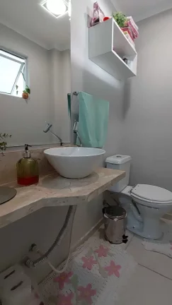 Imagem Casa geminada com 3 dormitórios sendo 1 suíte no bairro Pirabeiraba em Joinville