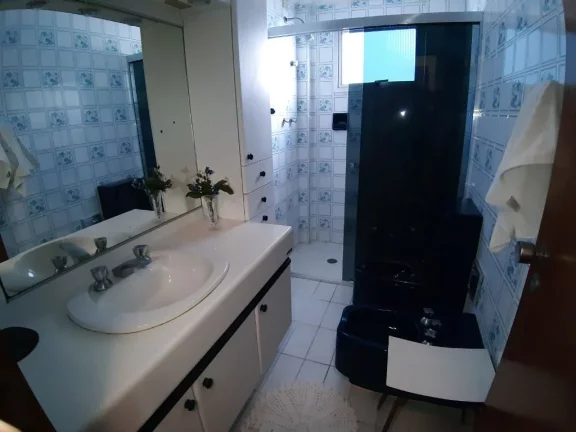 Imagem Pitangueiras. Apto. amplo com 03 dorm. sendo 01 suíte