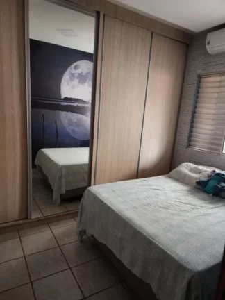 Imagem Casa com 2 dormitórios à venda, 49 m² por R$ 320.000,00 - Vila Ursulina - Itaquaquecetuba/SP
