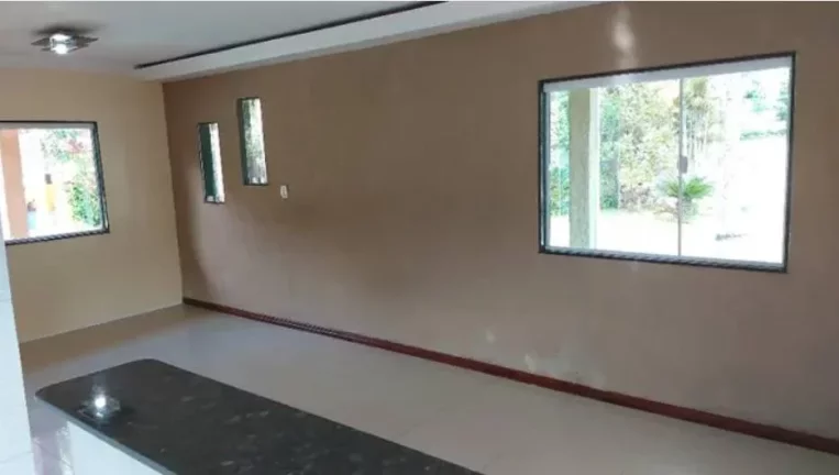 Imagem Casa à venda em Maricá, Vale da Figueira (Ponta Negra), com 3 quartos, 250m2