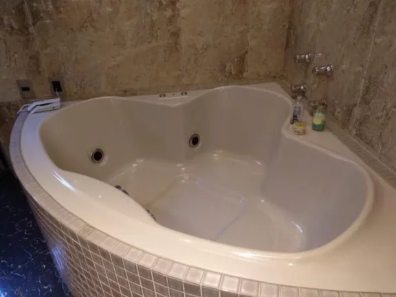 Imagem APARTAMENTO COM 4 DORMITÓRIOS À VENDA, 250 M² POR R$ 1.500.000,00 - IMBETIBA - MACAÉ/RJ