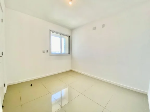 Imagem Apartamento para Venda em Natal / RN no bairro Ponta Negra