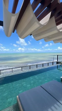 Imagem Excelente apartamentos com varanda / sacada a beira mar no Bessa - AP1399