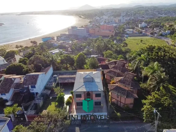 Imagem Casa Duplex com área de lazer em terreno de 720M², a venda em Guarapari-ES.