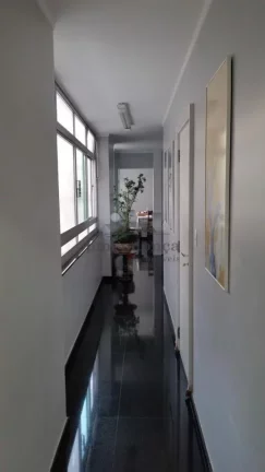 Imagem Apartamento com amplo living para 3 ambientes, varanda, lavabo, 4 dormitórios sendo 3 suítes ,01 c...