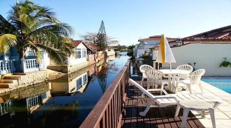 Imagem Casa com 3 dormitórios à venda, 640 m² - Ogiva - Cabo Frio/RJ