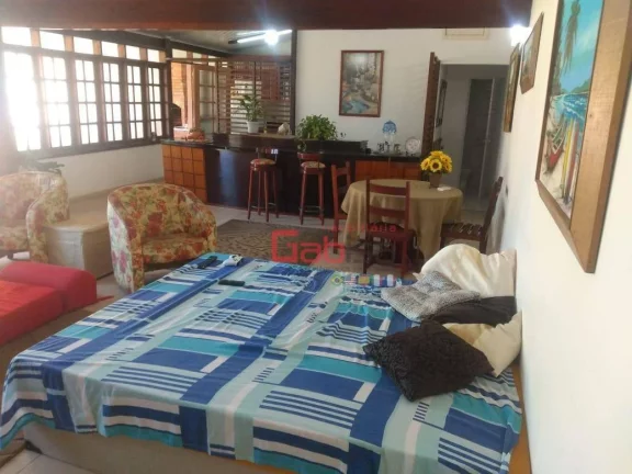 Imagem Casa com 7 dormitórios à venda, 303 m² por R$ 1.200.000,00 - Balneário das Conchas - São Pedro da Aldeia/RJ
