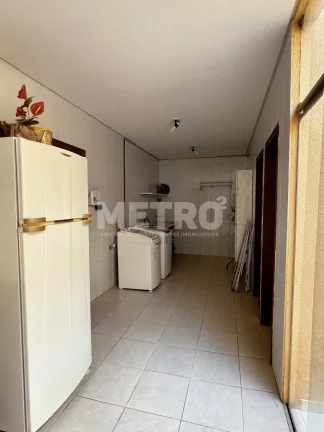 Imagem Casa à venda, orla, 6 quartos, sendo 2 suítes, piscina com cascata, gourmet