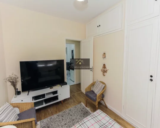 Imagem VILA NOVA CONCEIÇÃO APARTAMENTO À VENDA 108,00 M 2 DORMITÓRIOS 2 BANHEIROS SALA ESPAÇOSA DEPENDÊNCIAS REPLETAS DE ARMÁRIOS SEM VAGA ÓTIMA LOCALIZAÇÃO