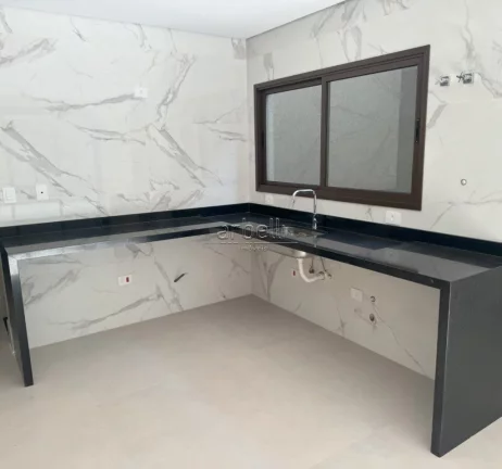 Imagem Sobrado com 220 M², com 4 dormitórios suítes, sala, lavabo, cozinha, área de serviços, churrasq...