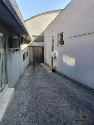Imagem Galpão, loja e terreno à venda na Vila Leopoldina São Paulo SP com 1.579m² de área construída e 40 vagas de garagem, localizado na Rua Barbalha, 113.
