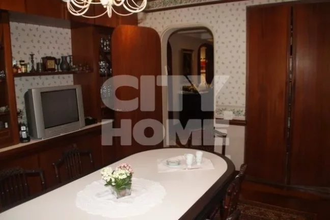 Imagem Excelente apartamento com incríveis 450m2, 4 dormitórios ( 4 suítes ), 6 banheiros, living para 3...