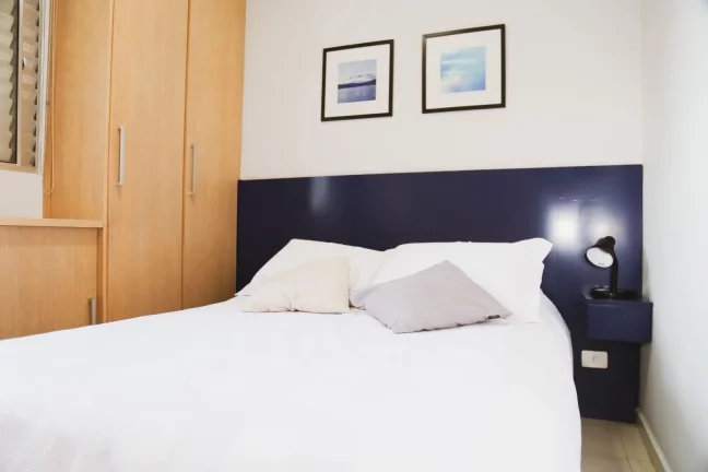 Imagem Apartamento com 2 dormitórios à venda, 71 m² por R$ 275.600,00 - Vila São José - Taubaté/SP