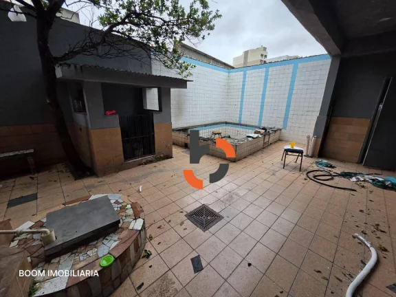 Imagem Casa com 3 dormitórios para alugar, 210 m² por R$ 8.351,00/mês - Centro - Nova Iguaçu/RJ