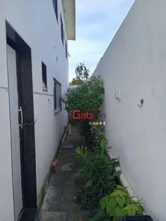 Imagem Casa com 3 dormitórios à venda, 142 m² por R$ 850.000,00 - Caminho de Búzios - Cabo Frio/RJ
