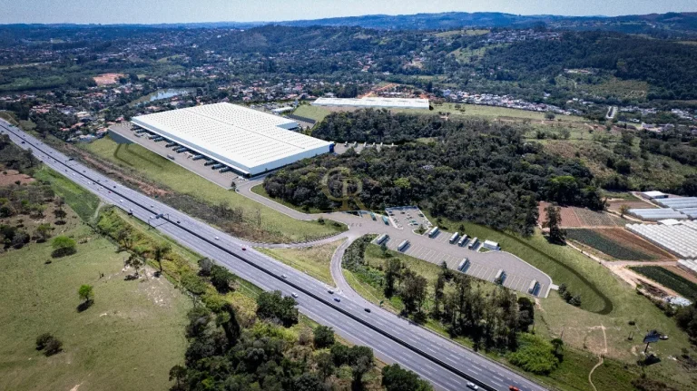 Imagem Locação de Galpão Industrial em Condomínio de Alto Padrão em Americana-SP - Bairro São Sebastião - 4.773,45 m² de Área